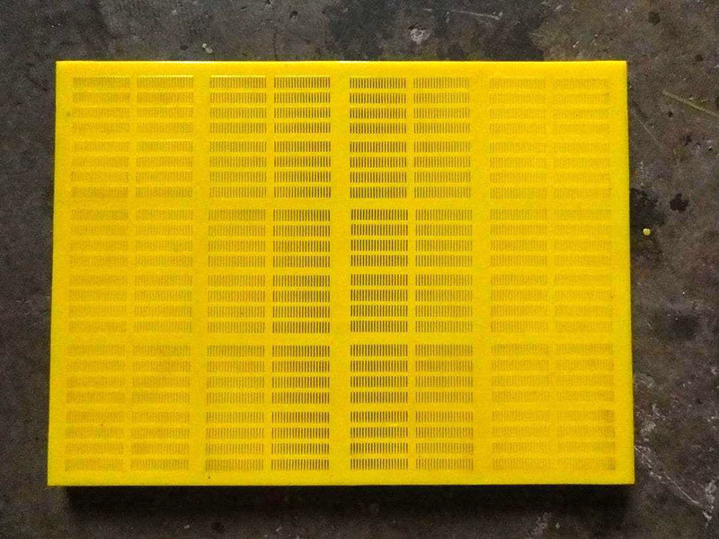 聚氨酯脫水篩網(wǎng)具有良好的耐濕性，耐溫性