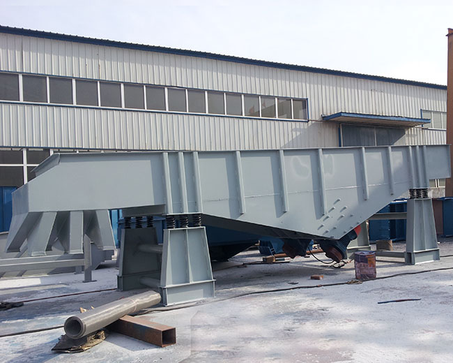 新鄉(xiāng)生產(chǎn)標(biāo)準(zhǔn)振動篩哪家好，價格優(yōu)惠!