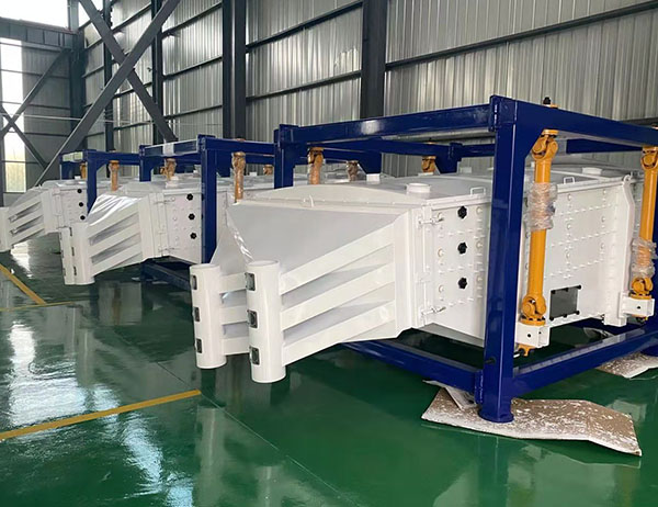 方形搖擺篩業(yè)務(wù)員不會(huì)說(shuō)的秘密，換網(wǎng)成本貴，一年買臺(tái)新機(jī)