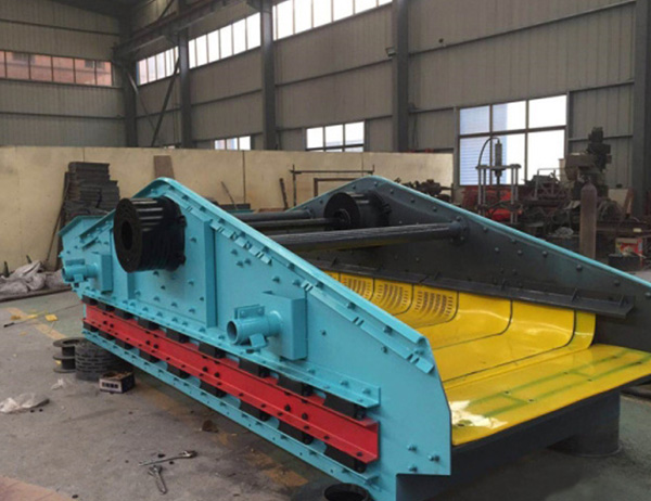 方形搖擺篩處理石油壓裂砂行業(yè)用，其他建議選擇弛張篩