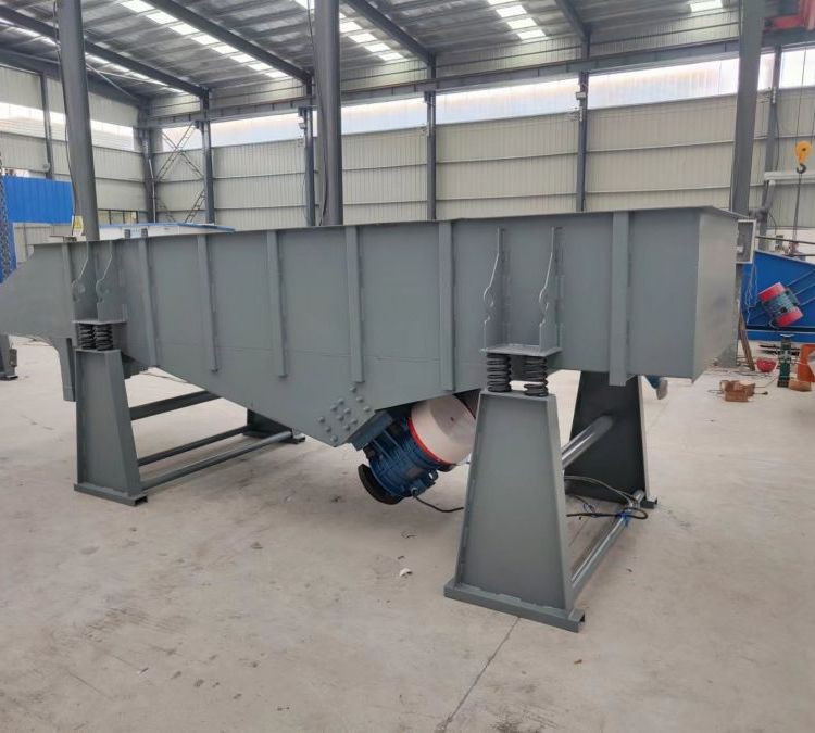 礦粉篩選用直線篩成本低效果號(hào)！