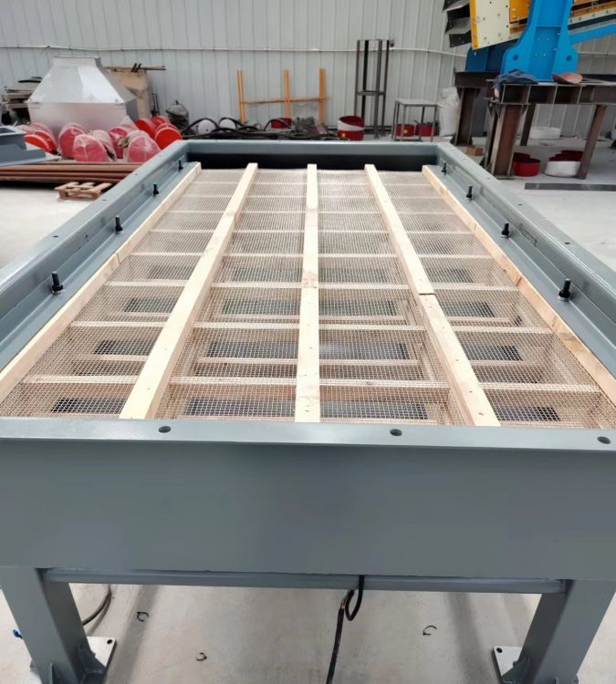 膩?zhàn)臃鄯旨壓Y選用木網(wǎng)架直線篩效果好？