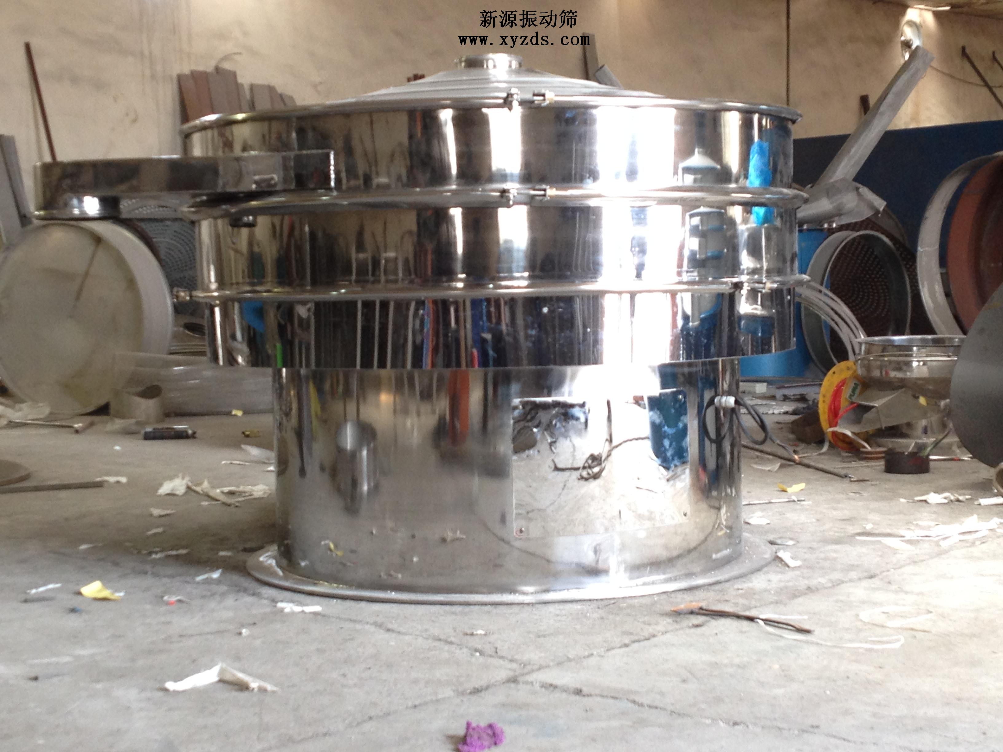 食品行業(yè)304不銹鋼圓盤三次元振動篩介紹